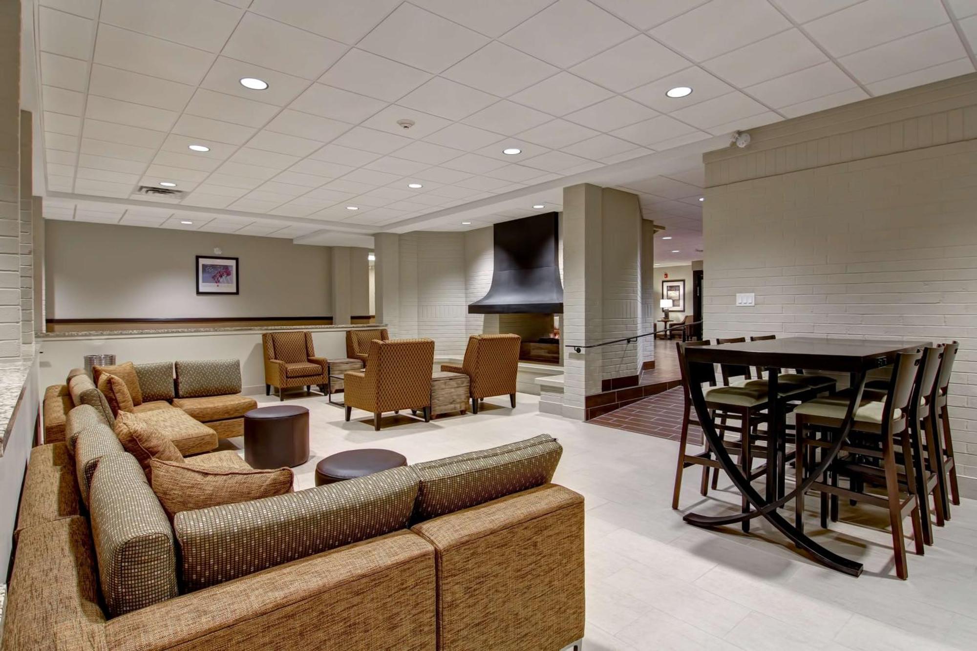 Best Western London Airport Inn & Suites Esterno foto