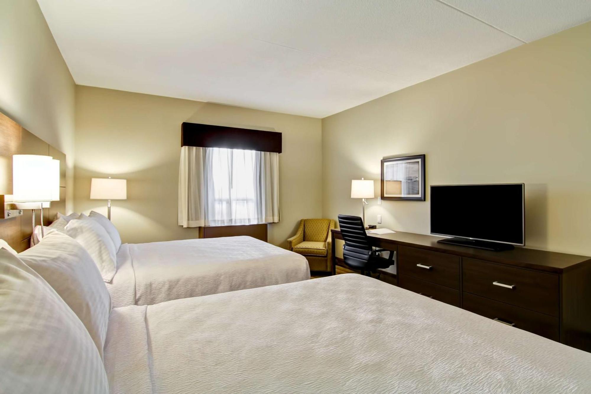 Best Western London Airport Inn & Suites Esterno foto