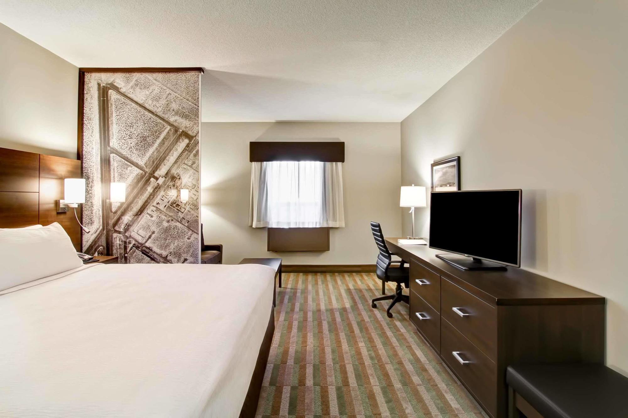 Best Western London Airport Inn & Suites Esterno foto
