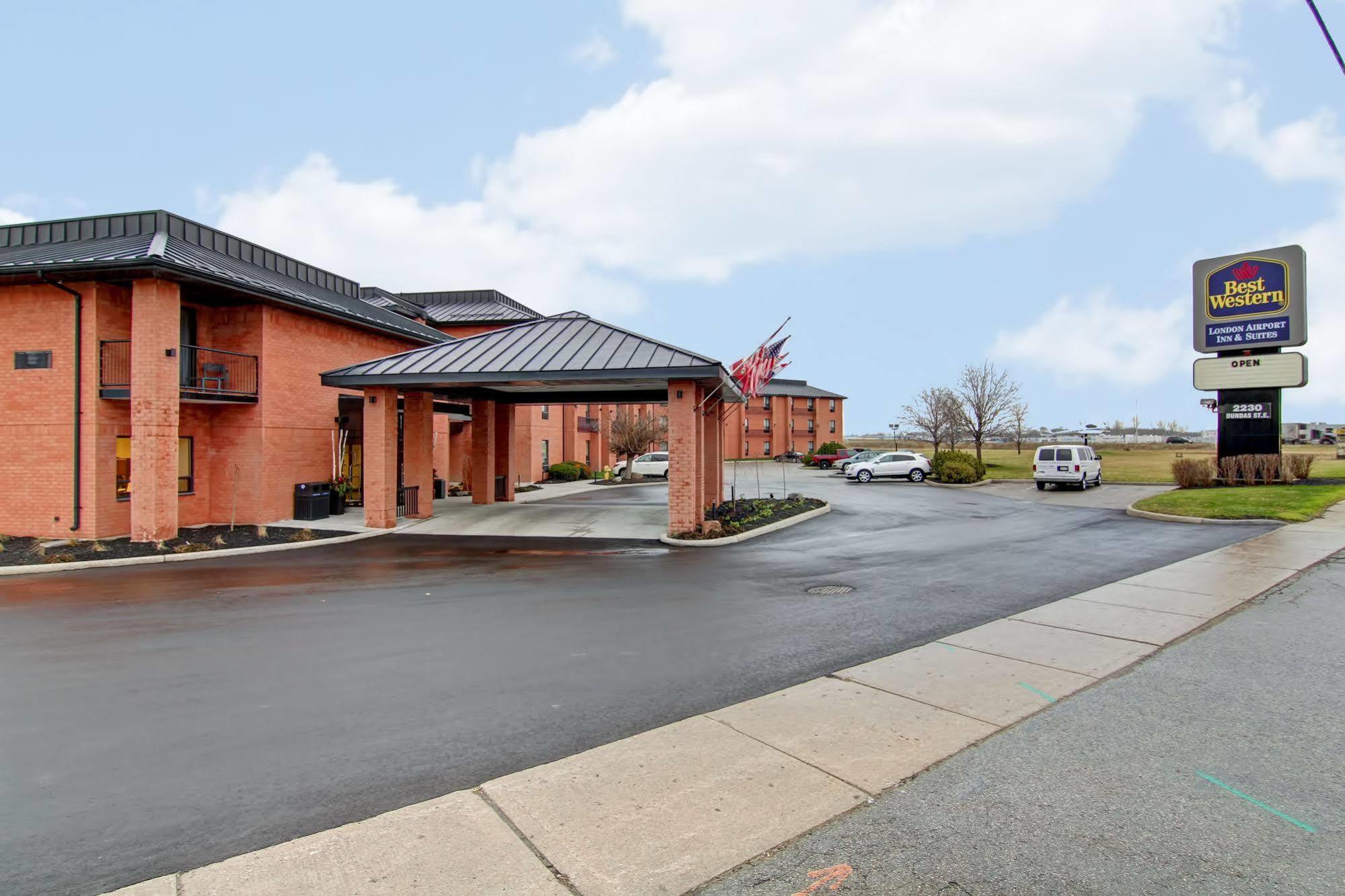 Best Western London Airport Inn & Suites Esterno foto